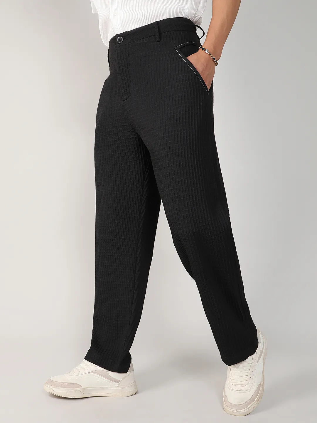 Campus Sutra Lightweight - Textured Graph Check Trousers