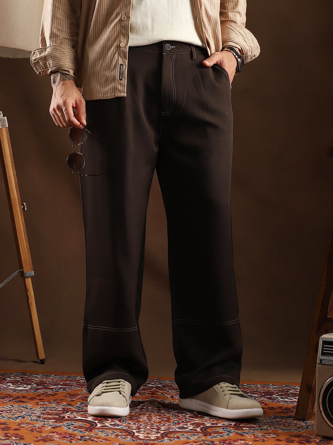 Campus Sutra Contrast-Stitch Straight Trousers