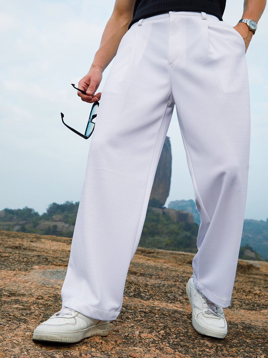 Campus Sutra Straight-Fit Ribbed Trousers