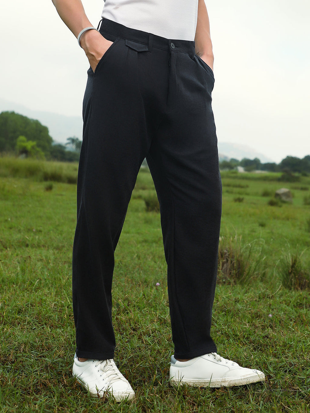 Campus Sutra Lightweight - Velvique Tailored Trousers