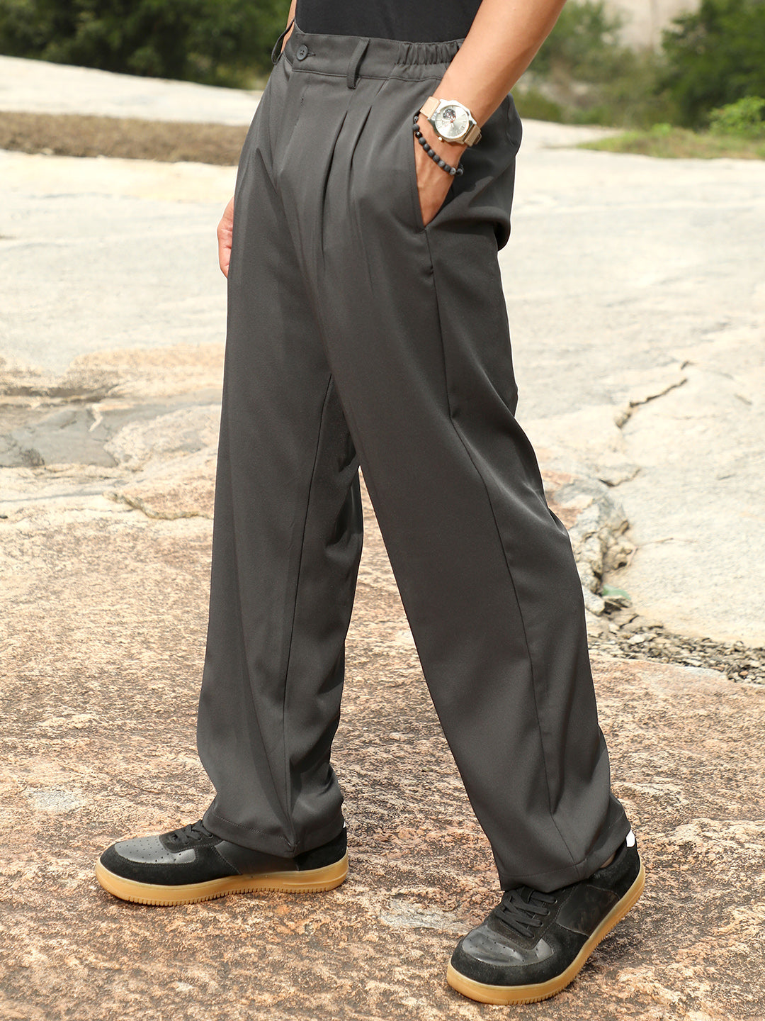 Campus Sutra Pleated Straight-Fit Tailoured Trousers