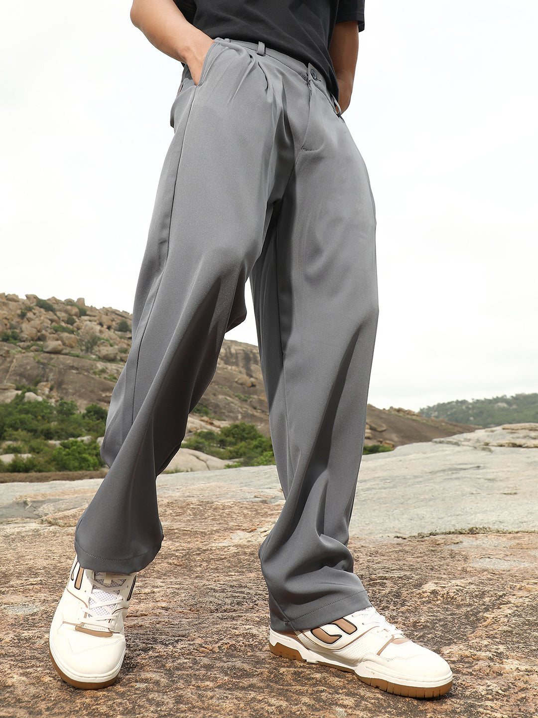 Campus Sutra Pleated Straight-Fit Tailoured Trousers