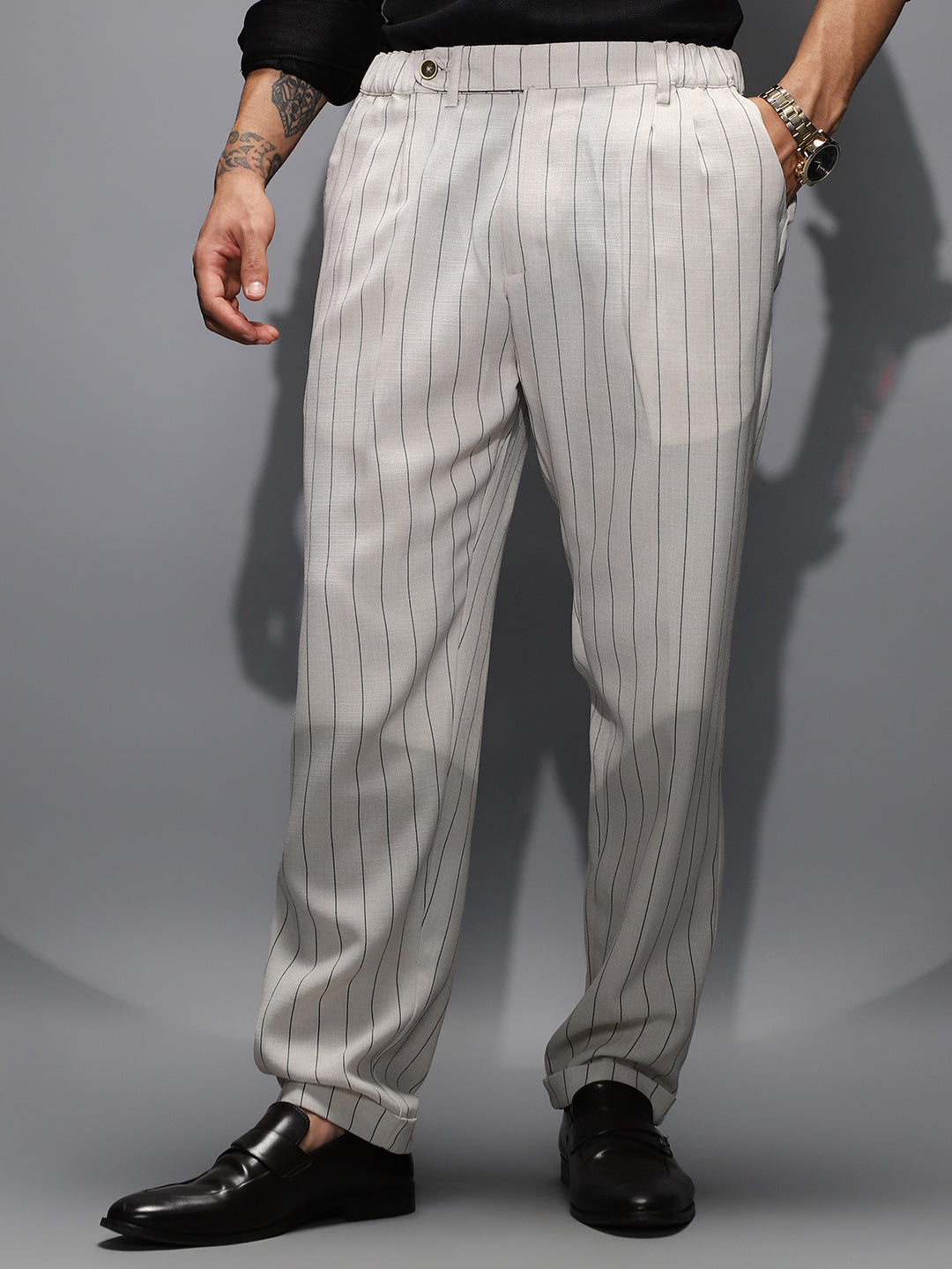 Campus Sutra Lightweight - Pinstripe-Pleated Chino Trousers