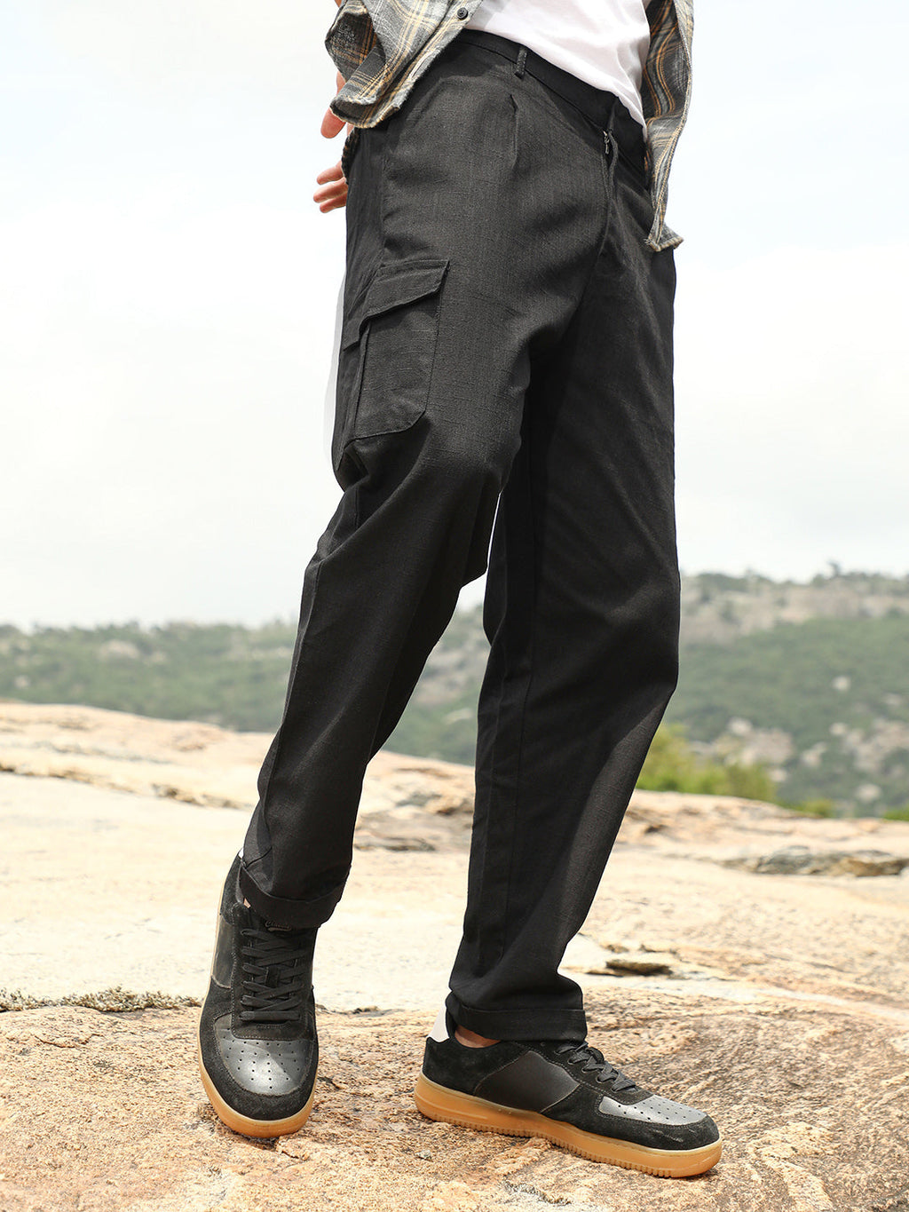 Campus Sutra Lightweight - Pleated Utility-Tapered Trousers