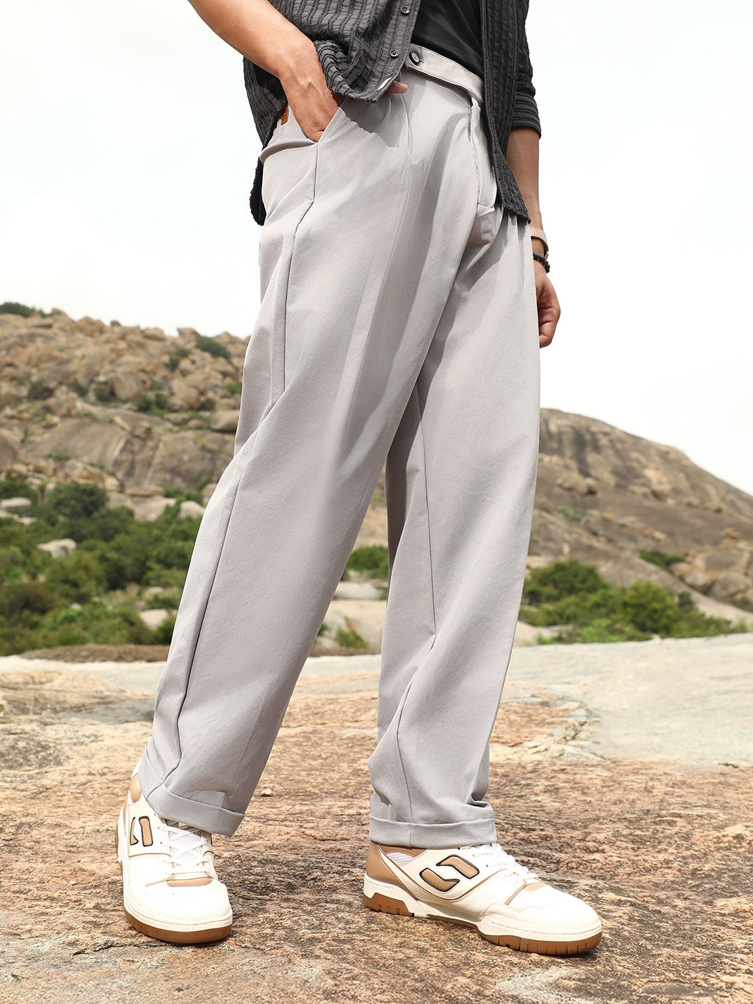 Campus Sutra Extended-Waistband Straight Trousers