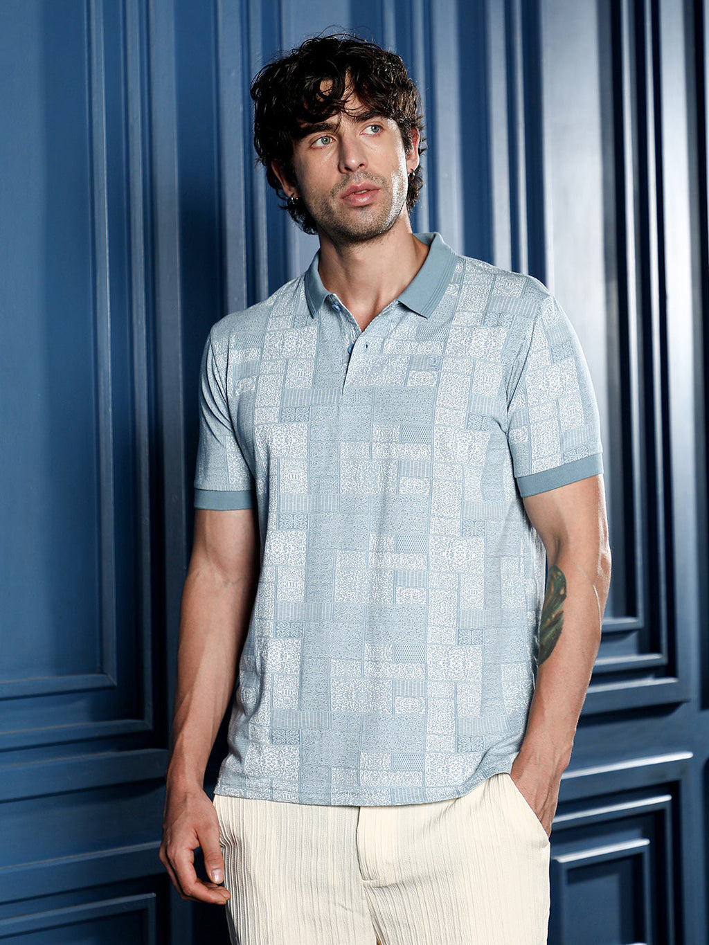 Campus Sutra Lattice-Geometric Jacquard Polo T-Shirt