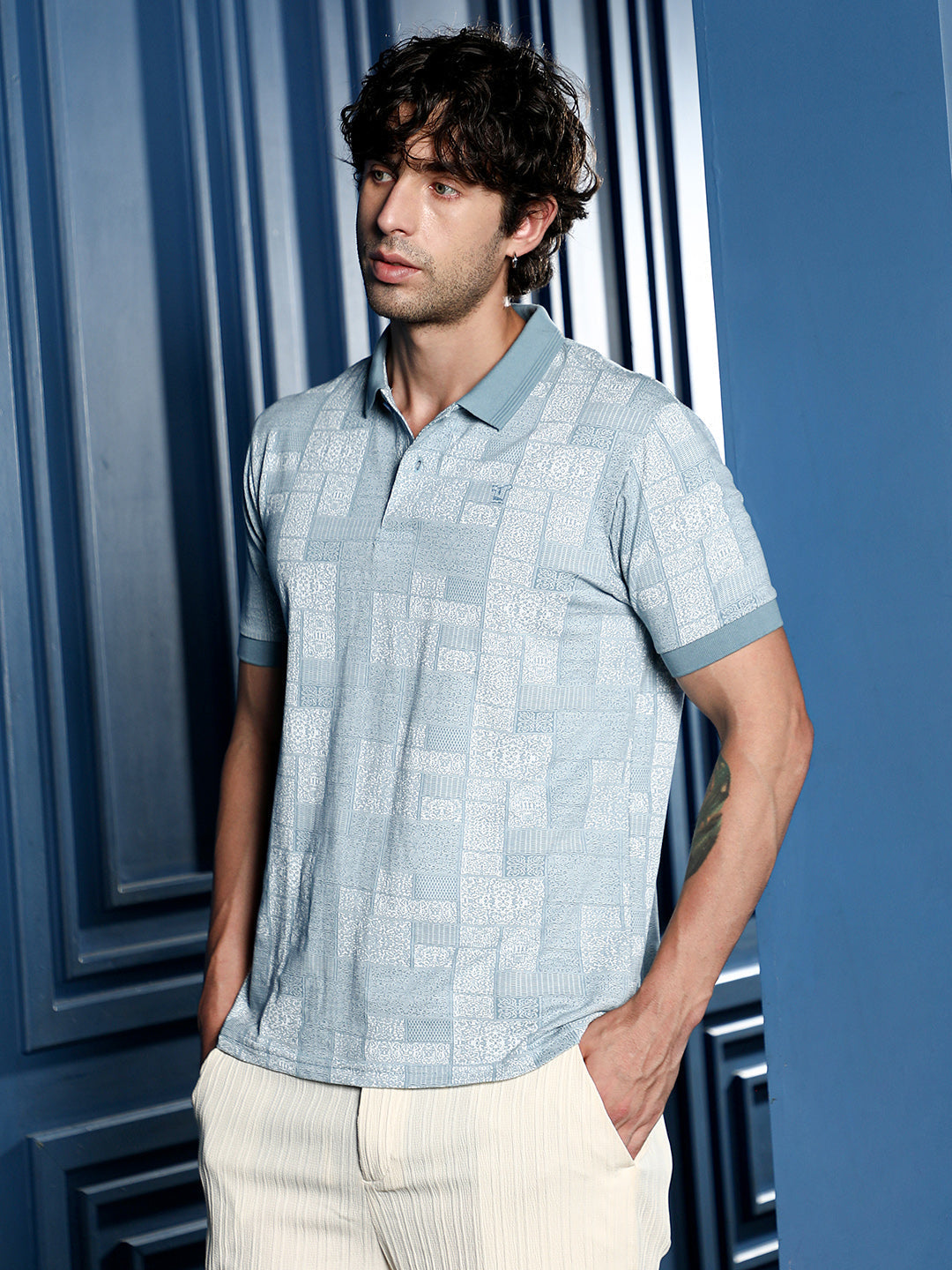 Campus Sutra Lattice-Geometric Jacquard Polo T-Shirt