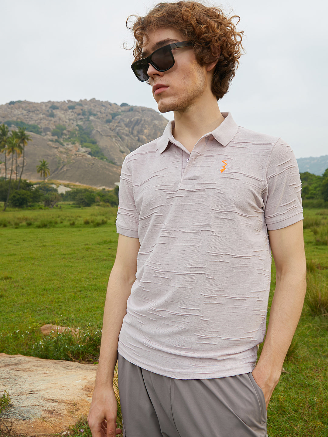 Campus Sutra Solid Creased Polo T-Shirt