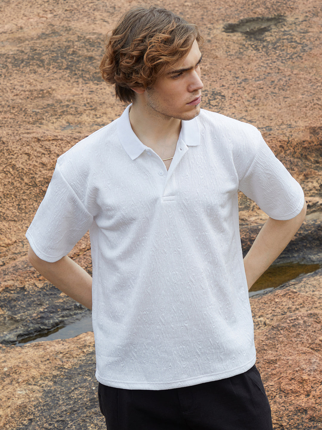 Campus Sutra Ripple-Tactile T-Shirt