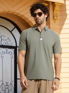 Campus Sutra Seamless Cuboid Polo T-Shirt