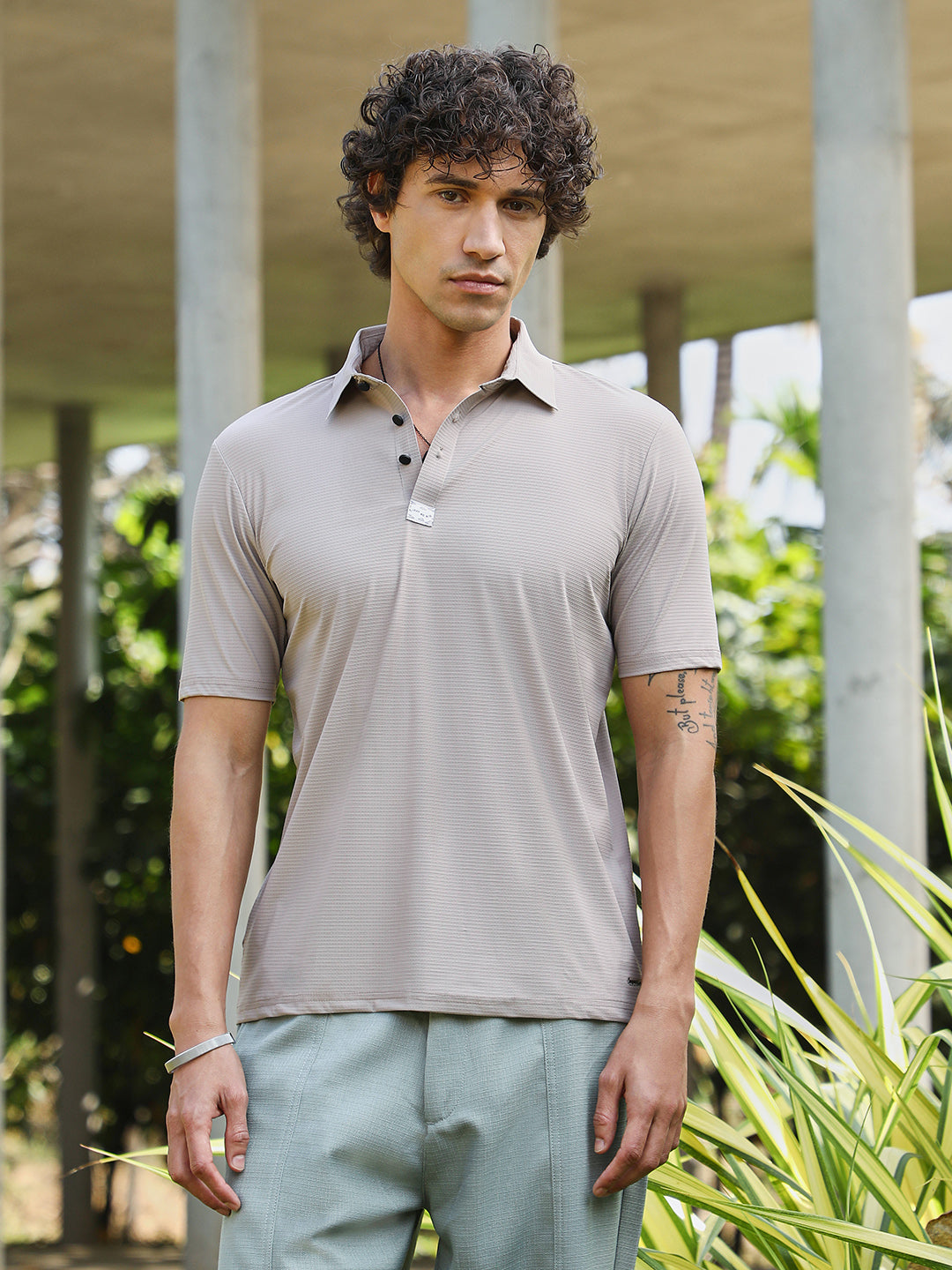 Campus Sutra Seamless Waffle Polo T-Shirt