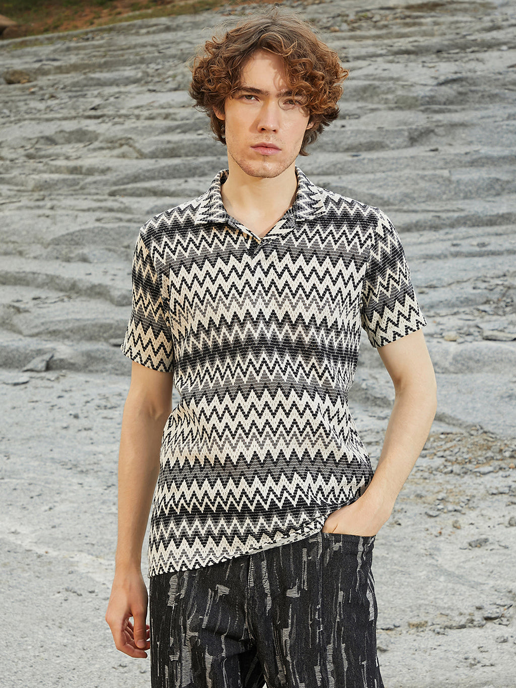 Campus Sutra Zig-Zag Knit Polo T-Shirt