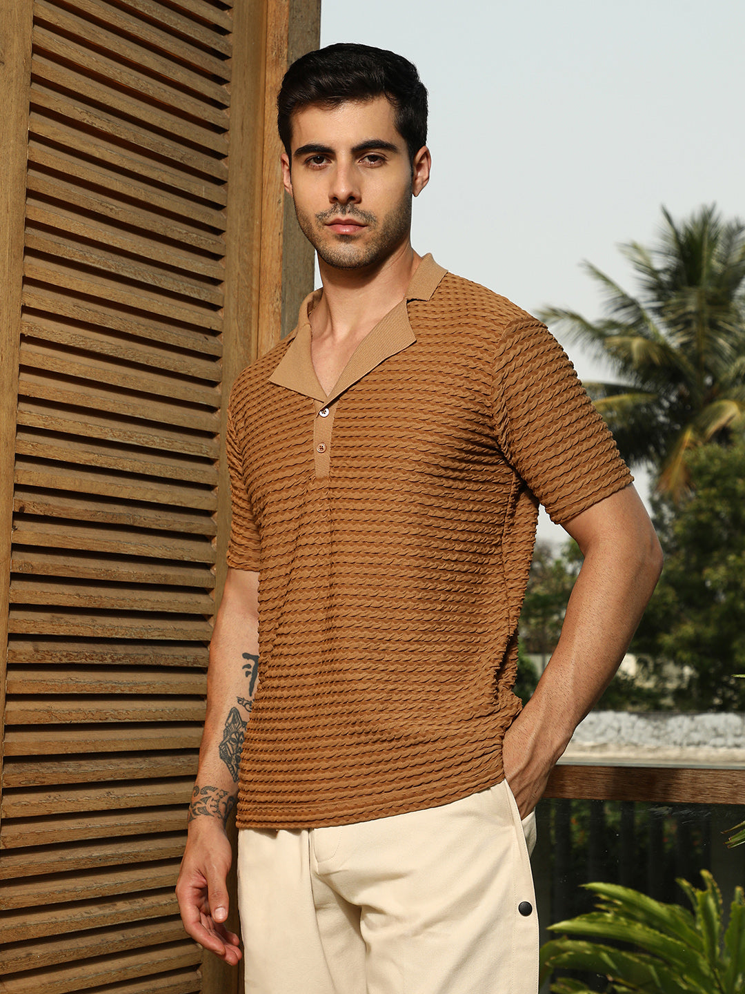 Campus Sutra Crease-Tactile Cuban Polo T-Shirt