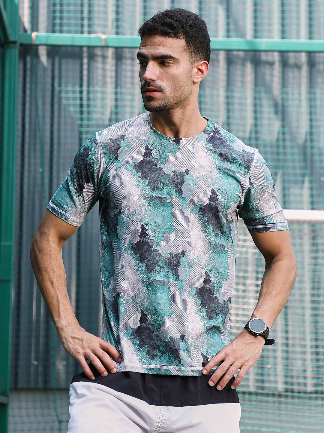 Campus Sutra Blur-Imprint Activewear T-Shirt