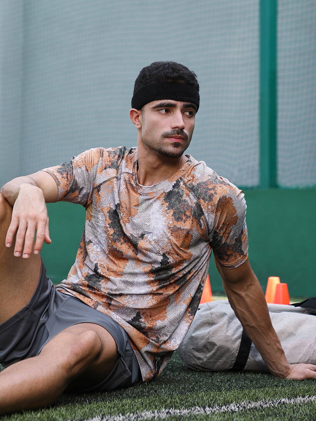 Campus Sutra Blur-Imprint Activewear T-Shirt