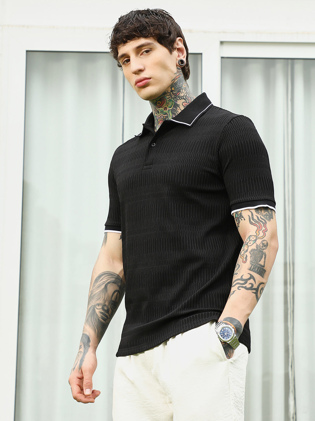 Campus Sutra Textured Black Polo T-Shirt with Contrast Trim