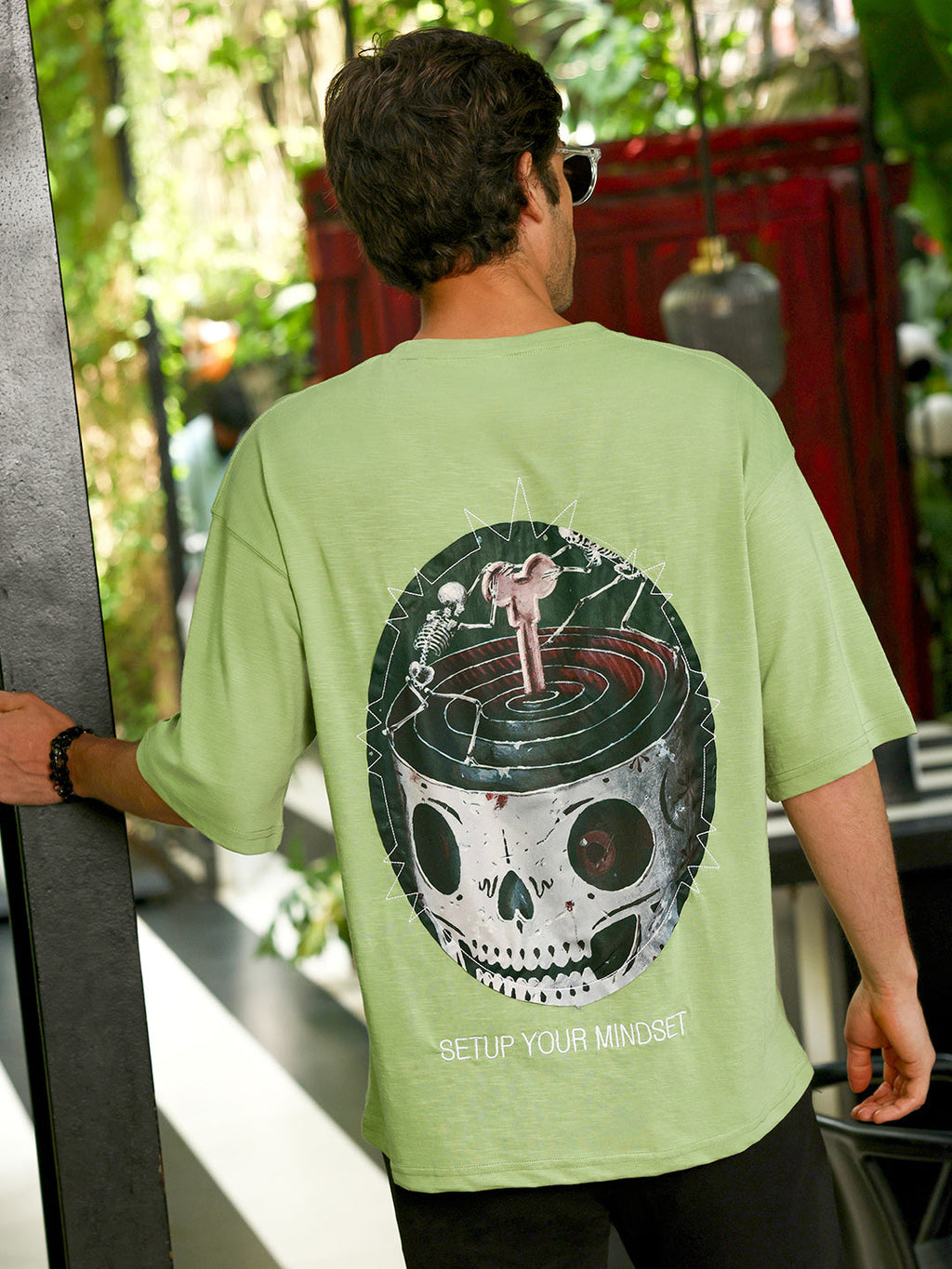 Campus Sutra Men's Lime Green Oversized Graphic Print Crew Neck T-shirt