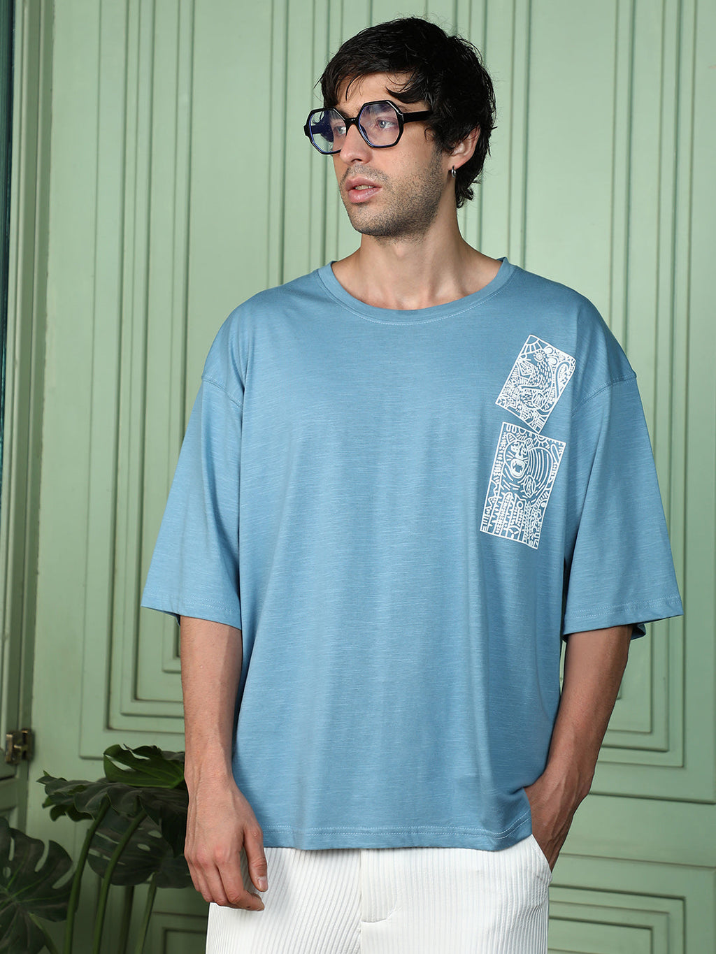 Campus Sutra Animal-Farm Imprint Oversized T-Shirt