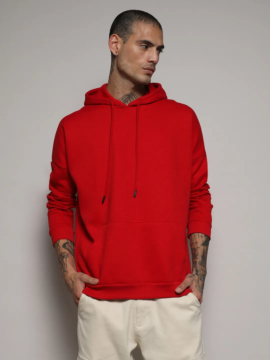 Campus Sutra Oversized Basic Hoodie With Kangaroo Pocket