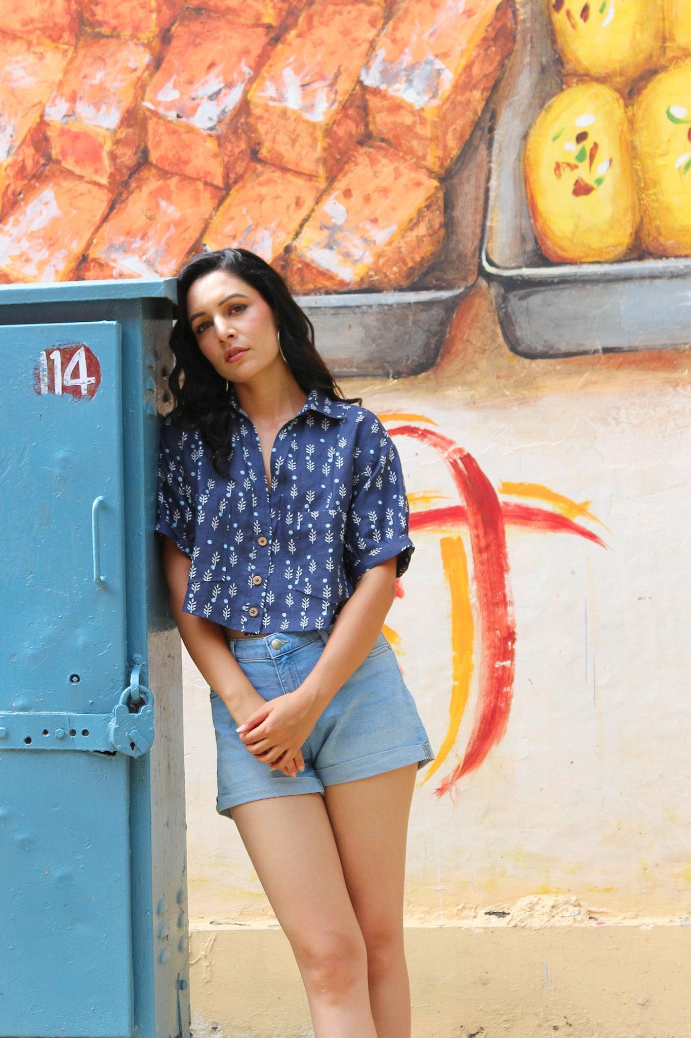 ShopKapaas Navy Printed Linen Crop Top