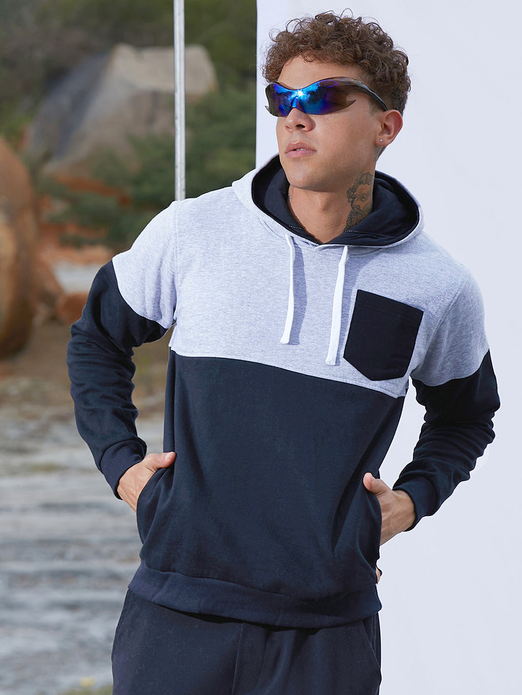 Campus Sutra Pullover Hoodie With Patch Pocket