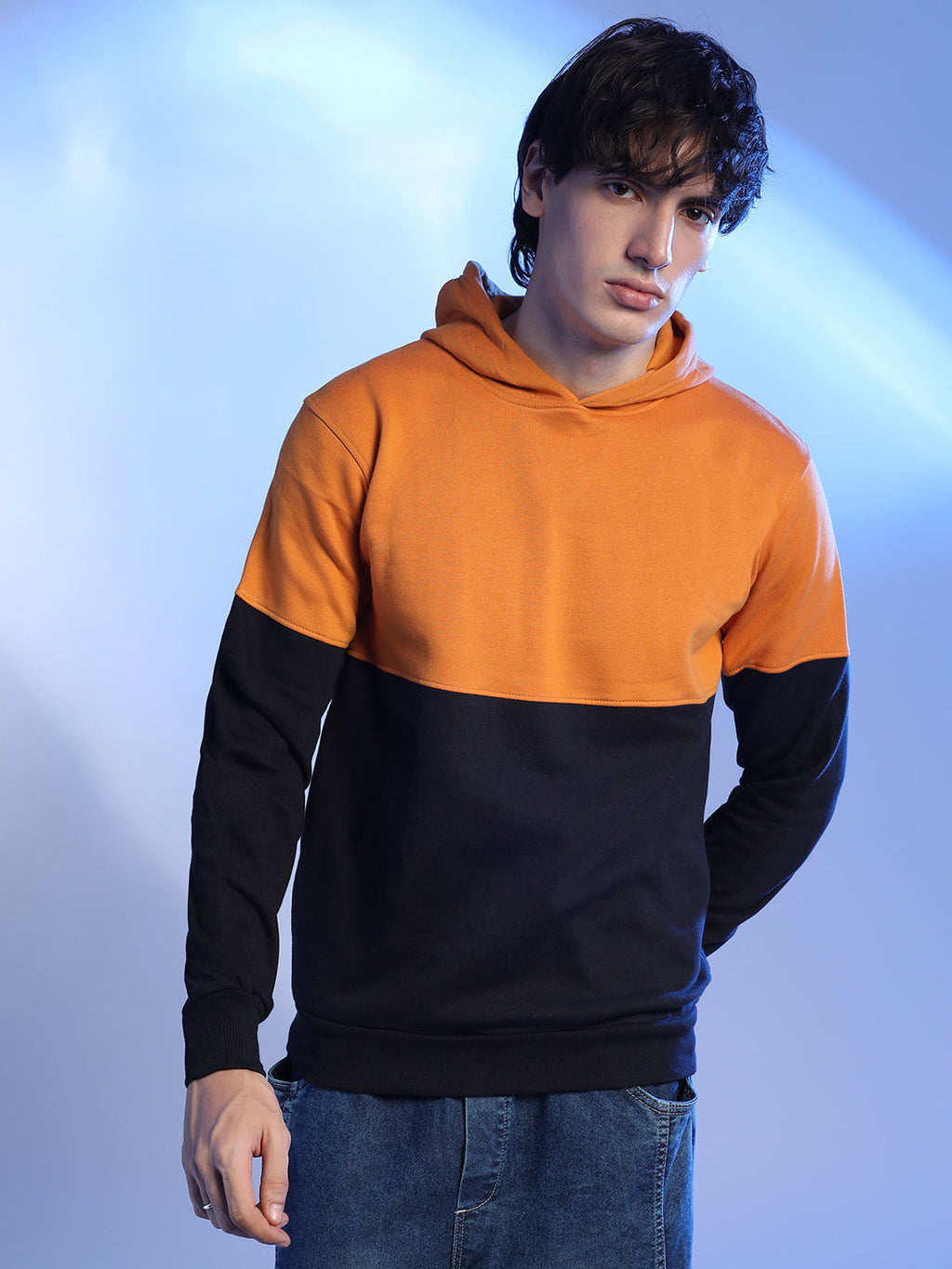 Campus Sutra Contrast Blcok Sweatshirt