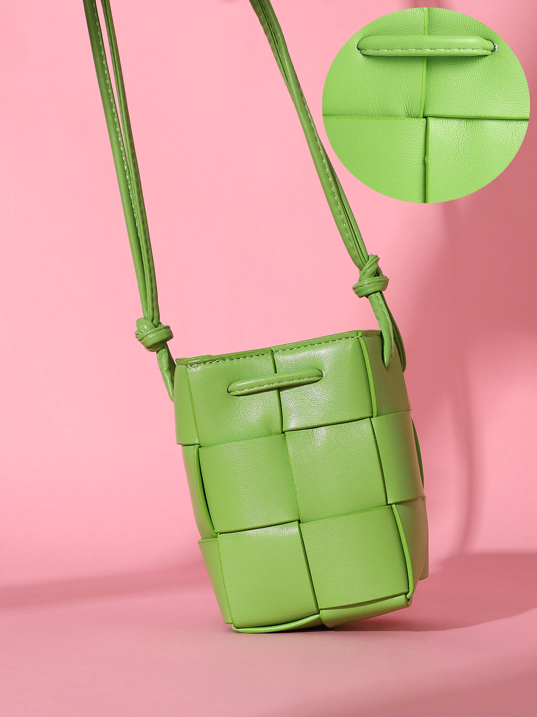 Haute Sauce The Interwine Bucket Bag - Kelly Green