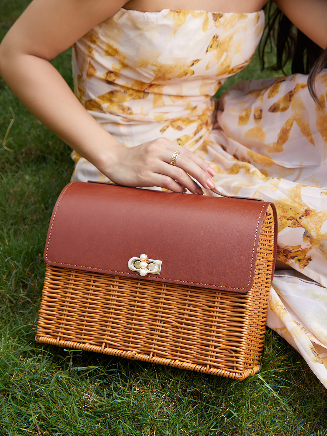 Haute Sauce The Rattan Médecin Hand Bag - Russet Brown