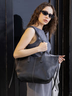 The Large Illumé Tote Bag With Pouch - Onyx Black