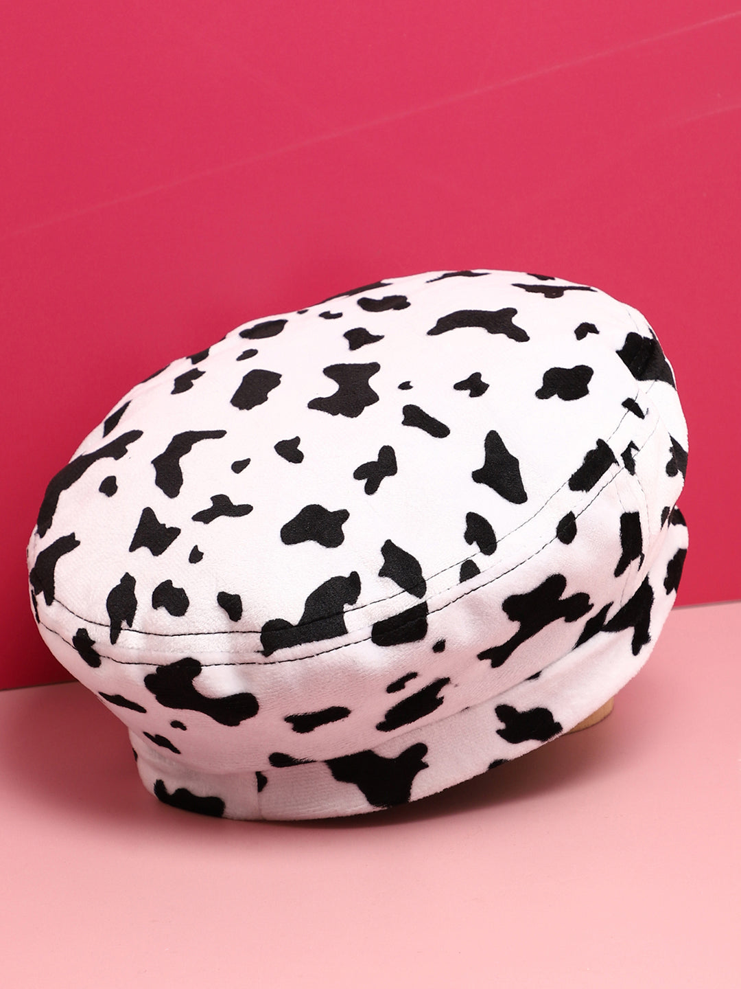 Black & White Animal Textured Beret Hat