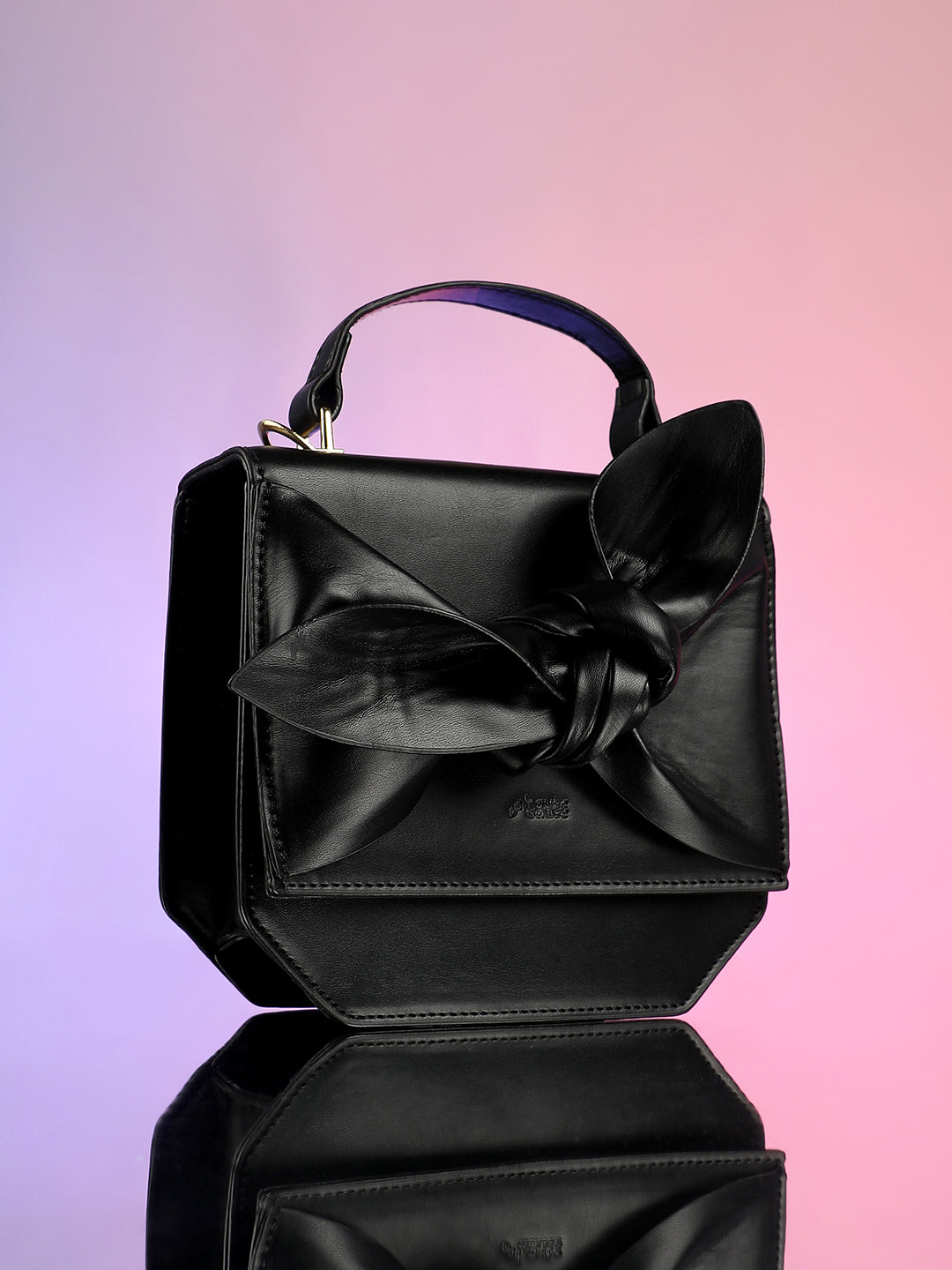 Haute Sauce The Arc Crossbody Satchel Bag - Onyx Black
