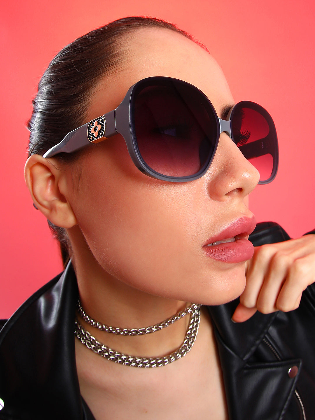 Haute Sauce The Clover Oversized Sunglasses - Moon Grey
