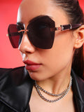 The Opulent Rimless Geometrical Sunglasses - Onyx Black