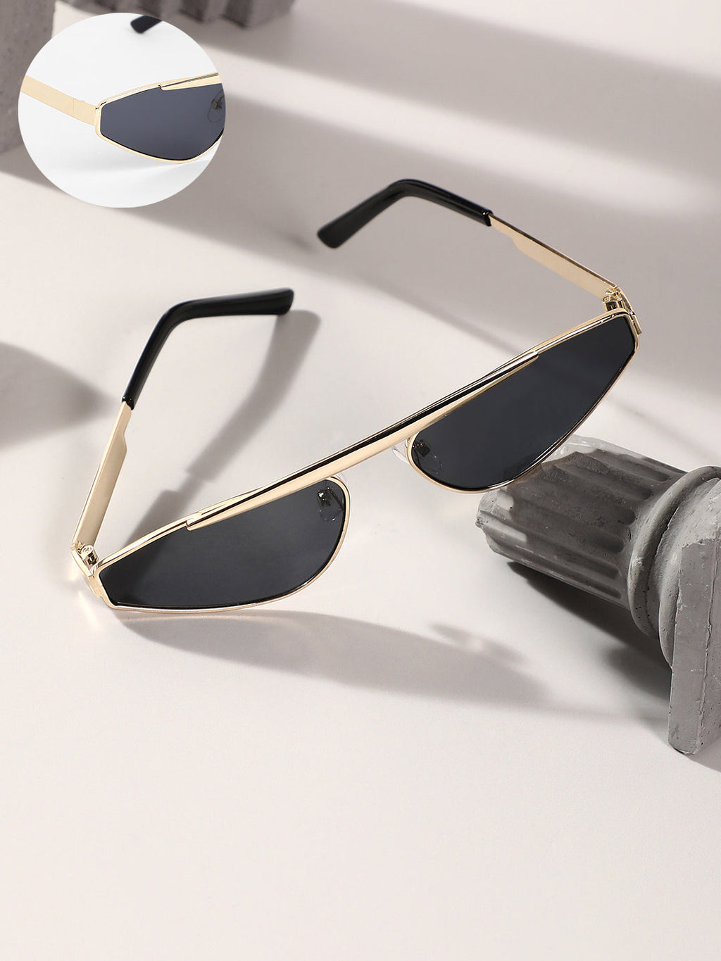 Haute Sauce The Swish Cateye Sunglasses - Midnight Black