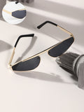 Haute Sauce The Swish Cateye Sunglasses - Midnight Black