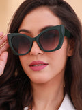 The Bombshell Cateye Sunglasses - Emerald Green