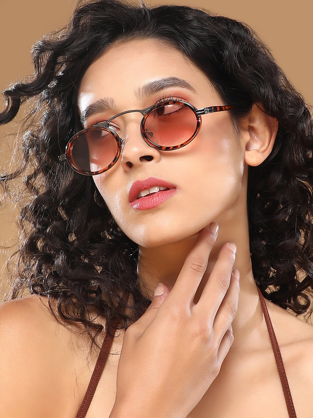 Haute Sauce The Retro Malibu Oval Sunglass - Coffee Brown