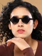 The Circuscore Diamond Sunglass - Midnight Black