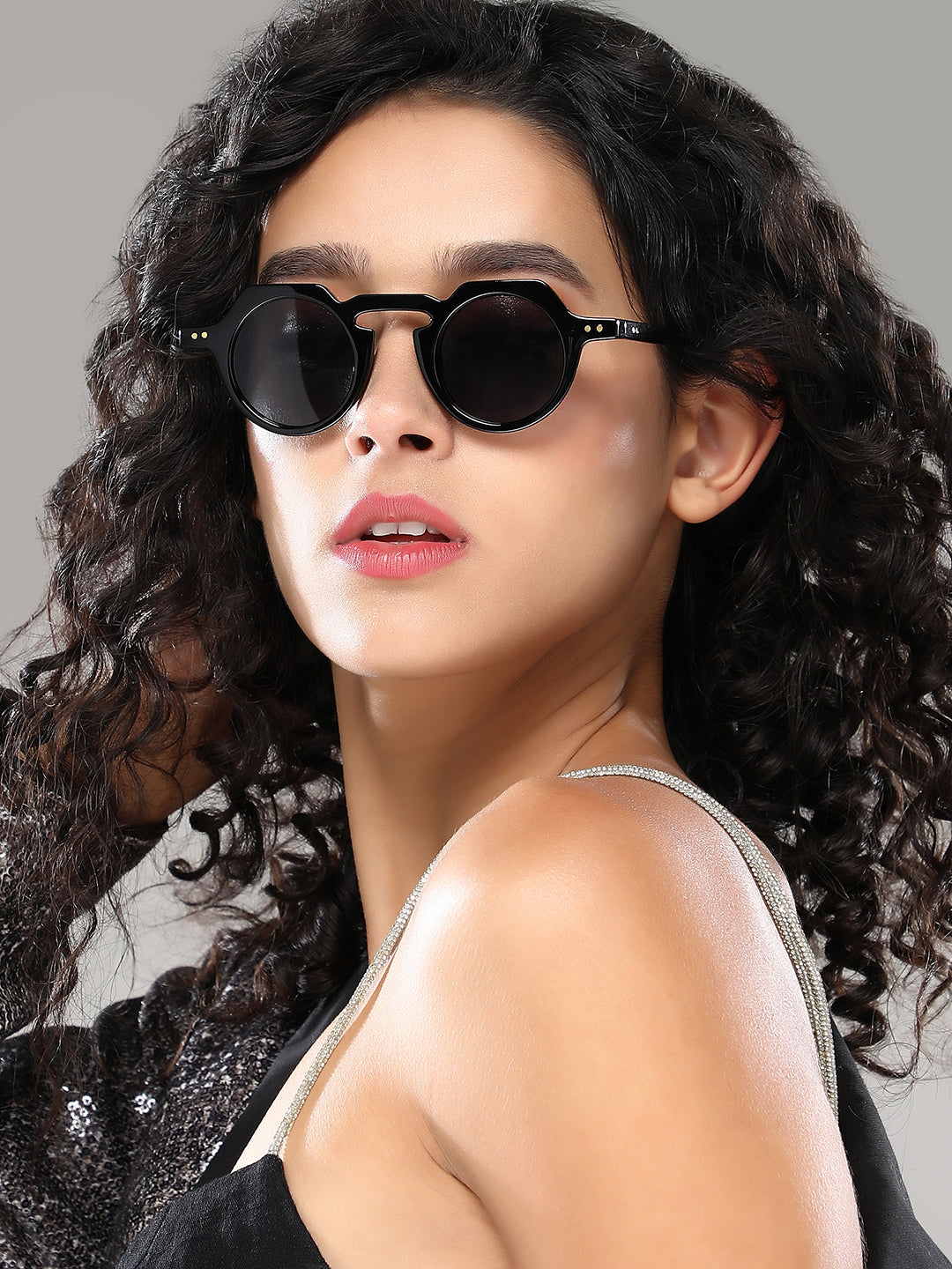 Haute Sauce The Berlin Round Sunglass - Onyx Black