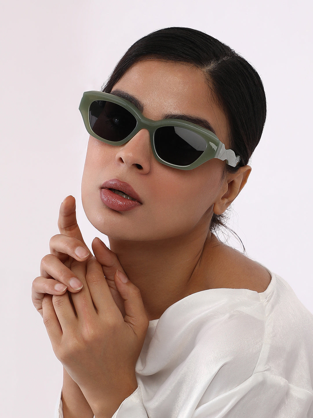 Haute Sauce The Swirly Cateye Sunglass - Olive Green