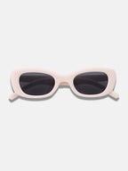Haute Sauce The Retro Rectangular Sunglass - Daisy White
