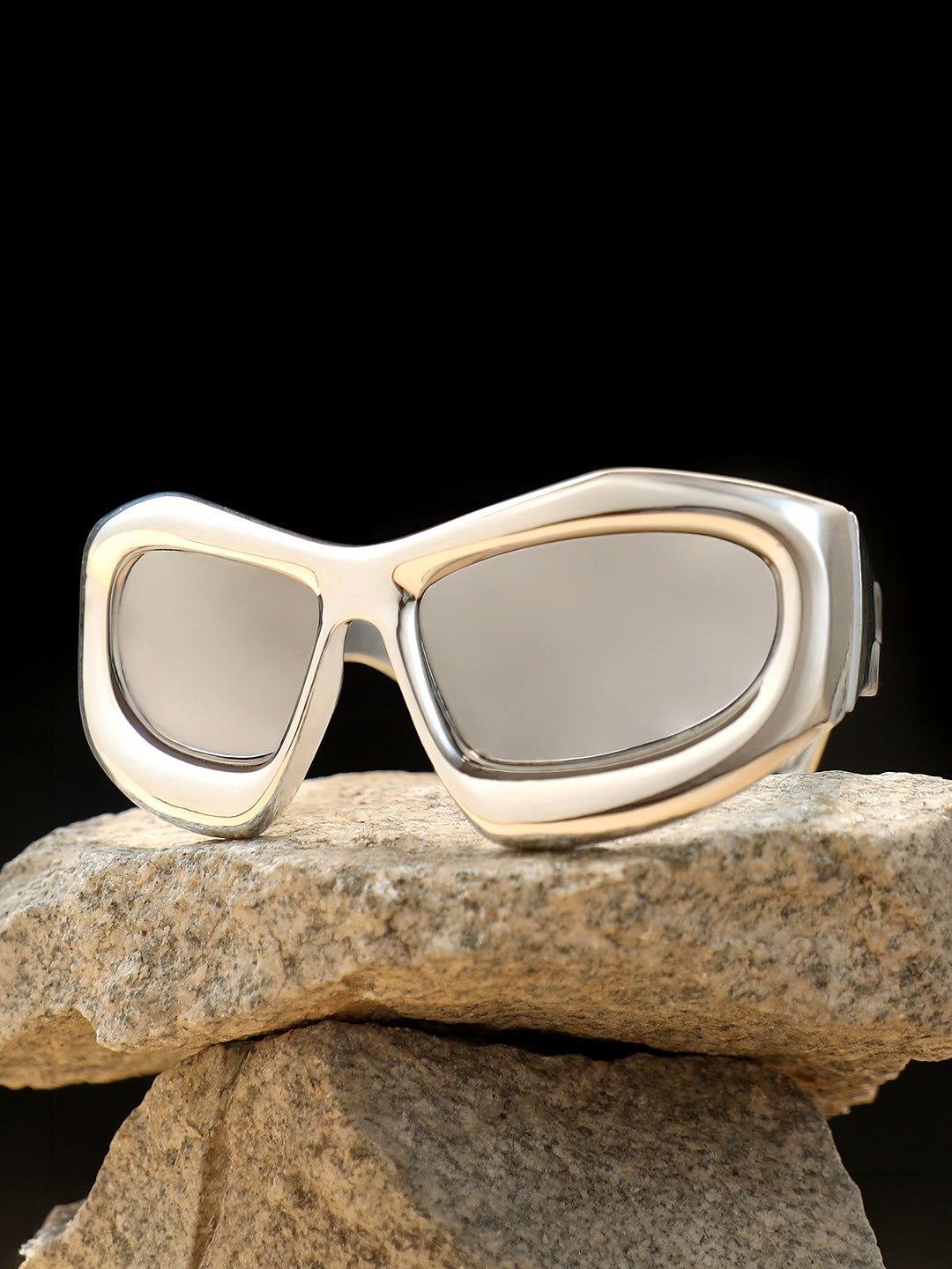 Haute Sauce The Velocity Shield Sunglass - Silver Smoke