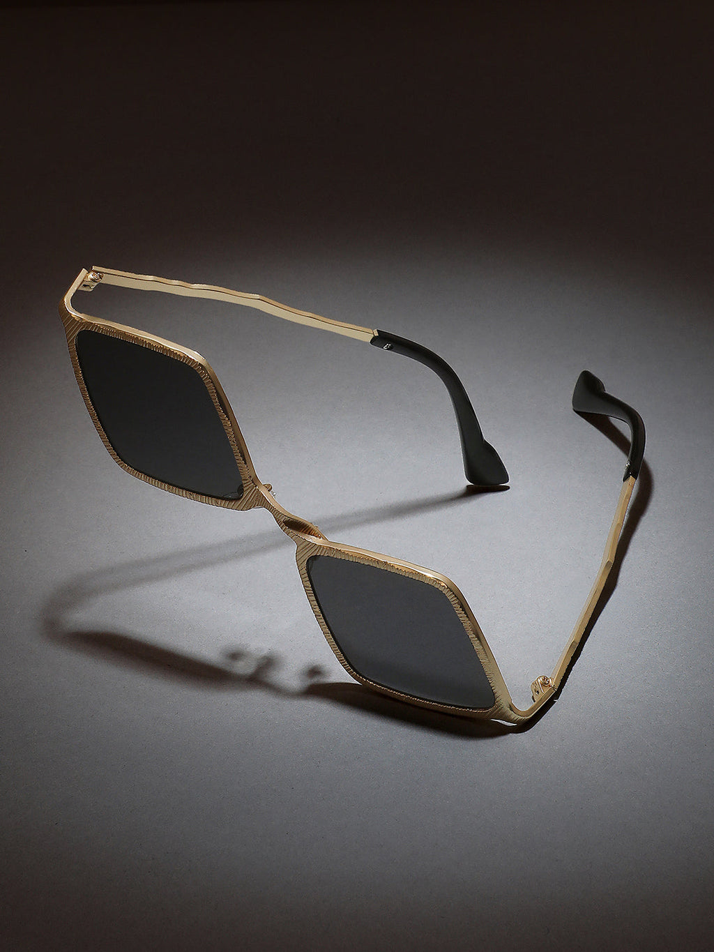 The Edge Rectangular Sunglass-Black Gold