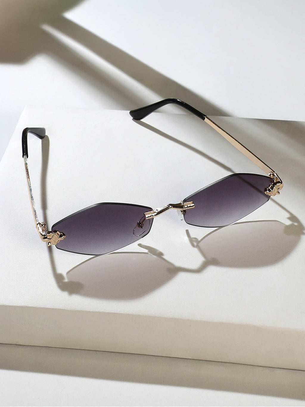 The Rimless Edge Sunglass - Silver Tint