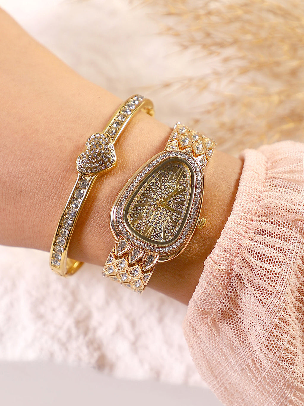 Haute Sauce The-Bijou-Serpenti-Oval-Watch-With-Bracelet-Combo
