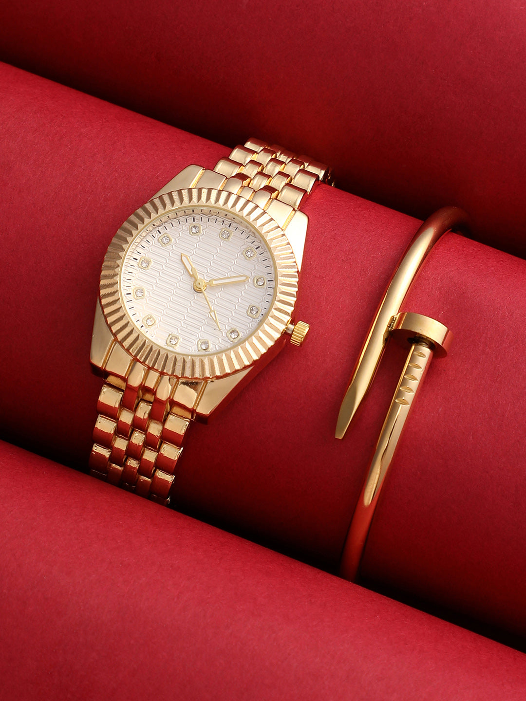 Haute Sauce The-Ribbed-H-Link-Round-Watch-With-Bracelet-Combo