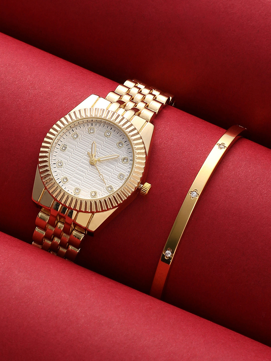 Haute Sauce The-Ribbed-H-Link-Round-Watch-With-Bracelet-Combo