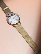 Haute Sauce Women's Round Dial Watch With Mesh Strap - Metallic Gold