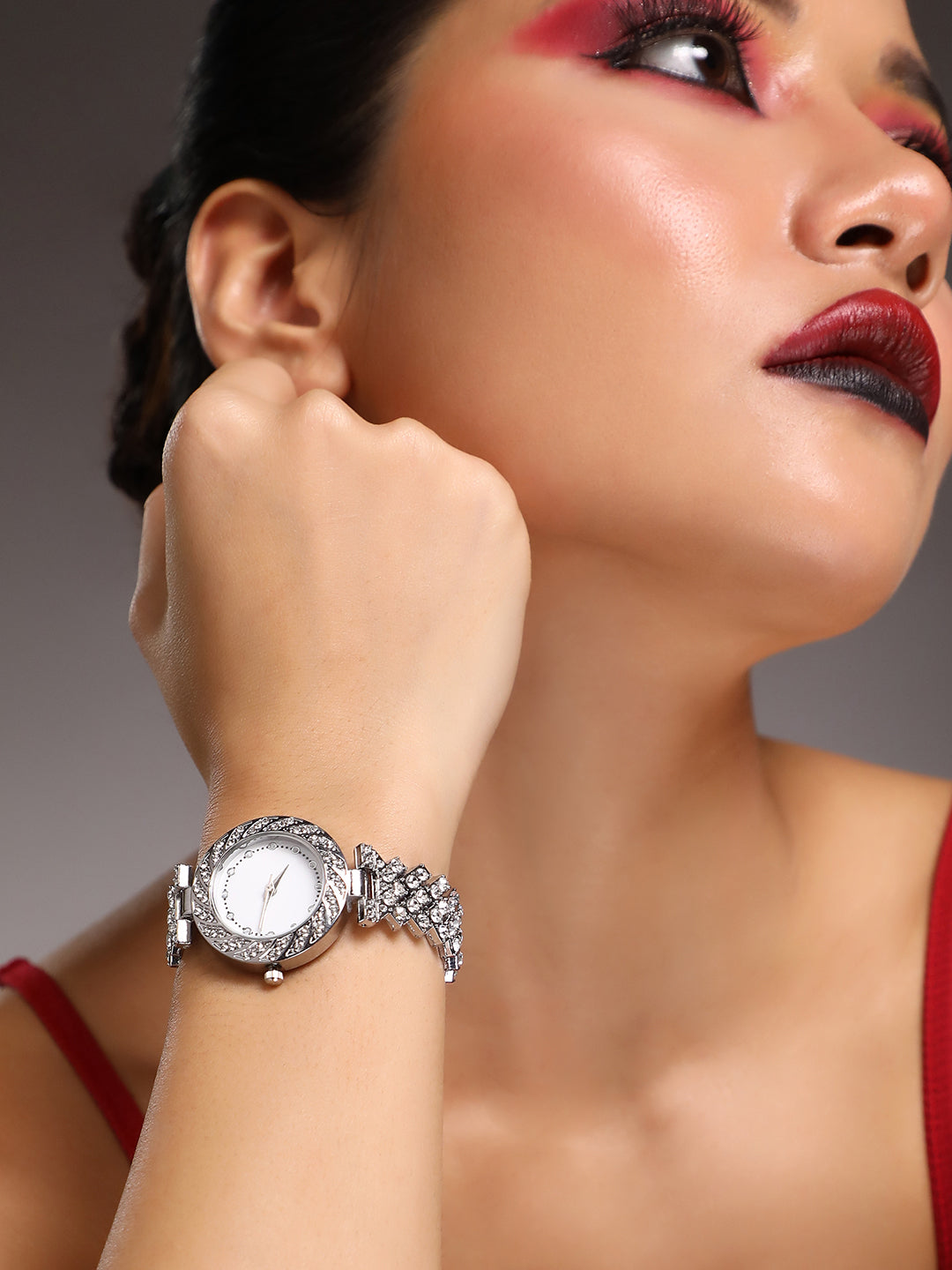 Haute Sauce Embellished Chain Round Watch