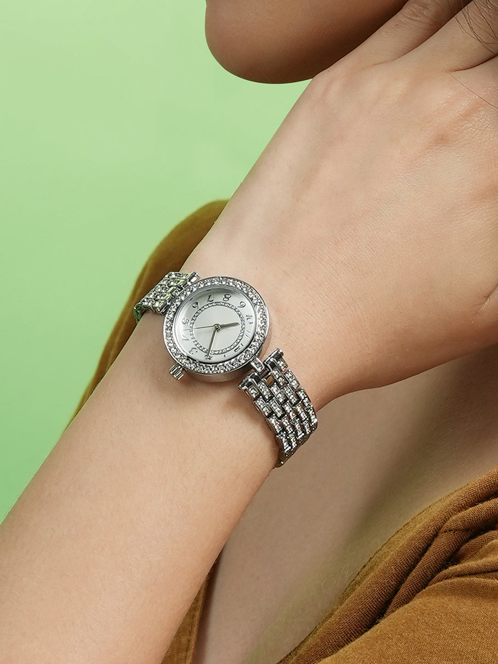 Haute Sauce The Embellished Five-Link Round Watch - Metallic Silver